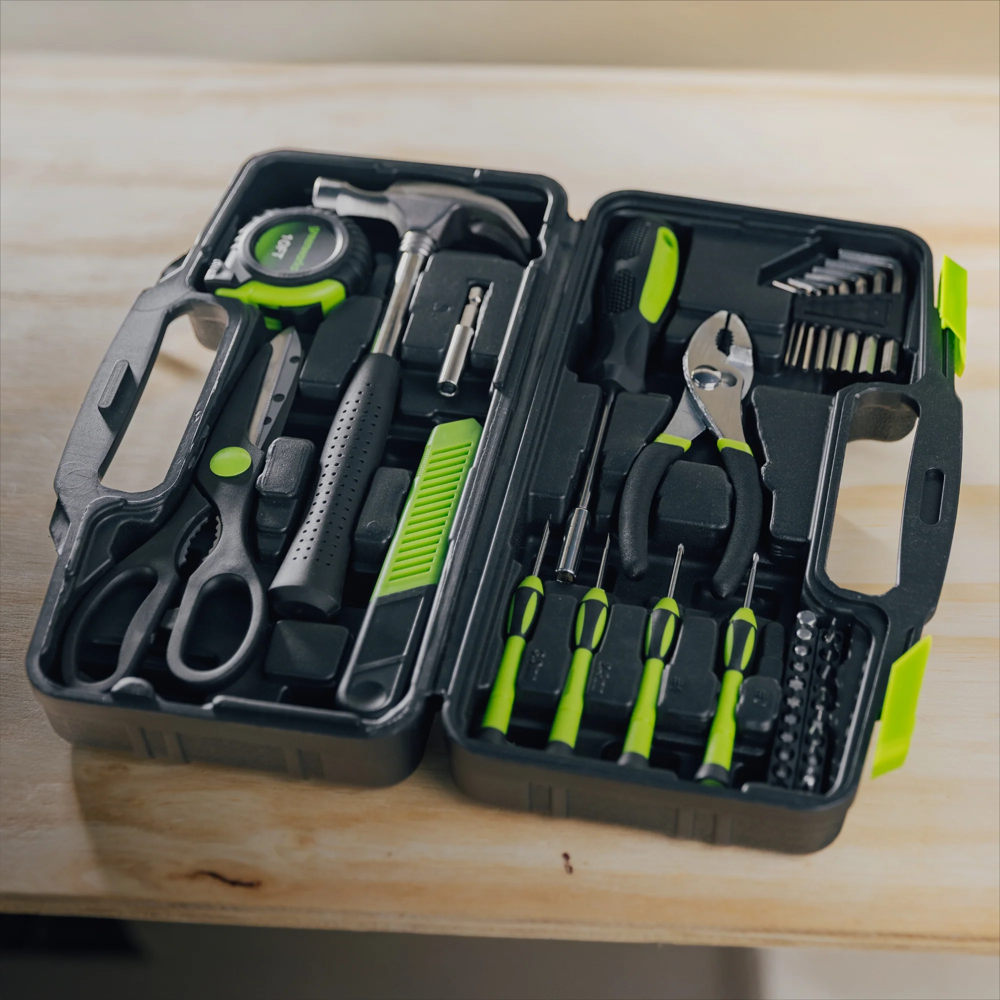 40pc Household Tool Kit - Image 2