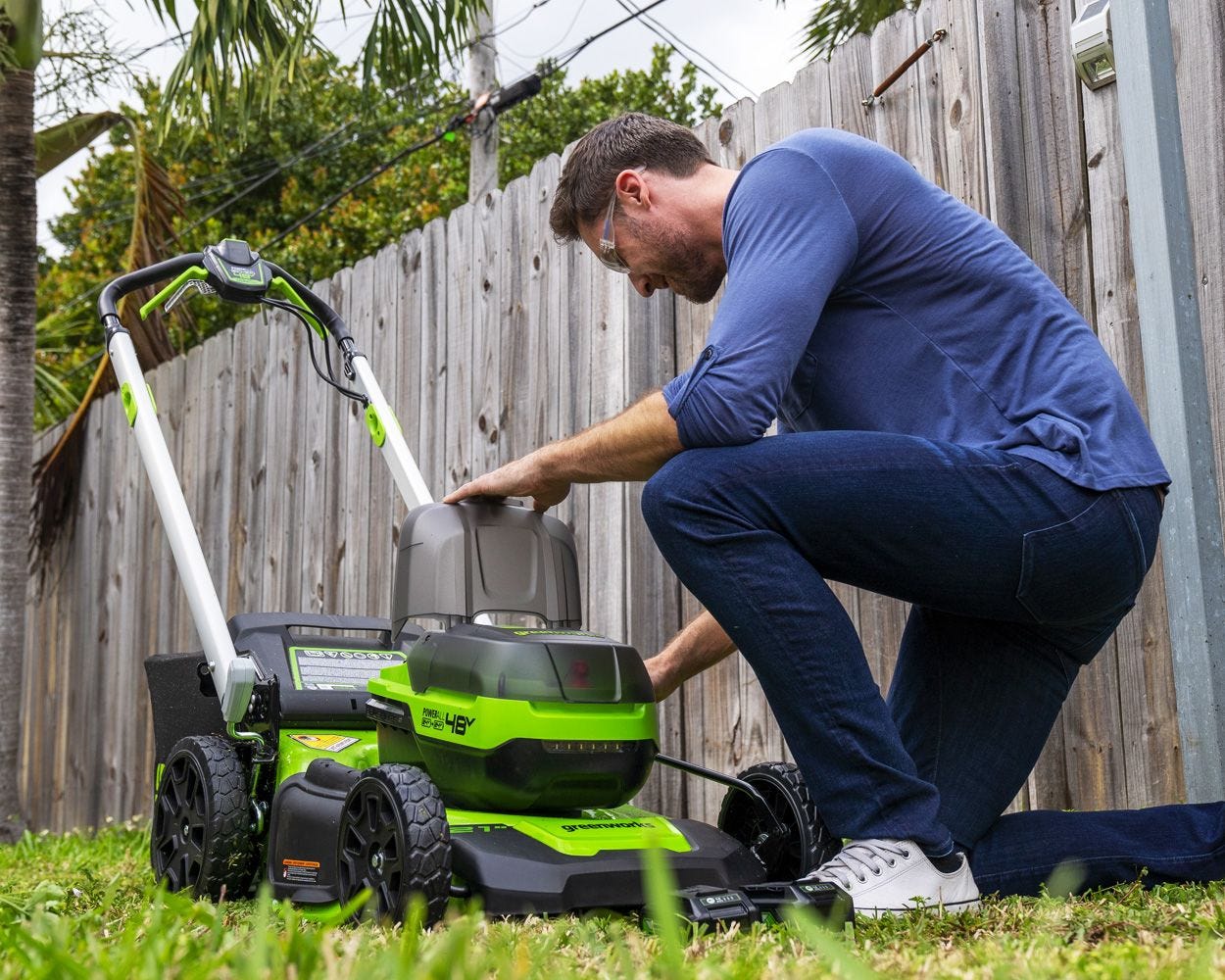 48V (24V x 2) 21" Cordless Battery Self-Propelled Lawn Mower w/ (4) 4.0Ah USB Batteries & (2) Dual Port Chargers - Image 5