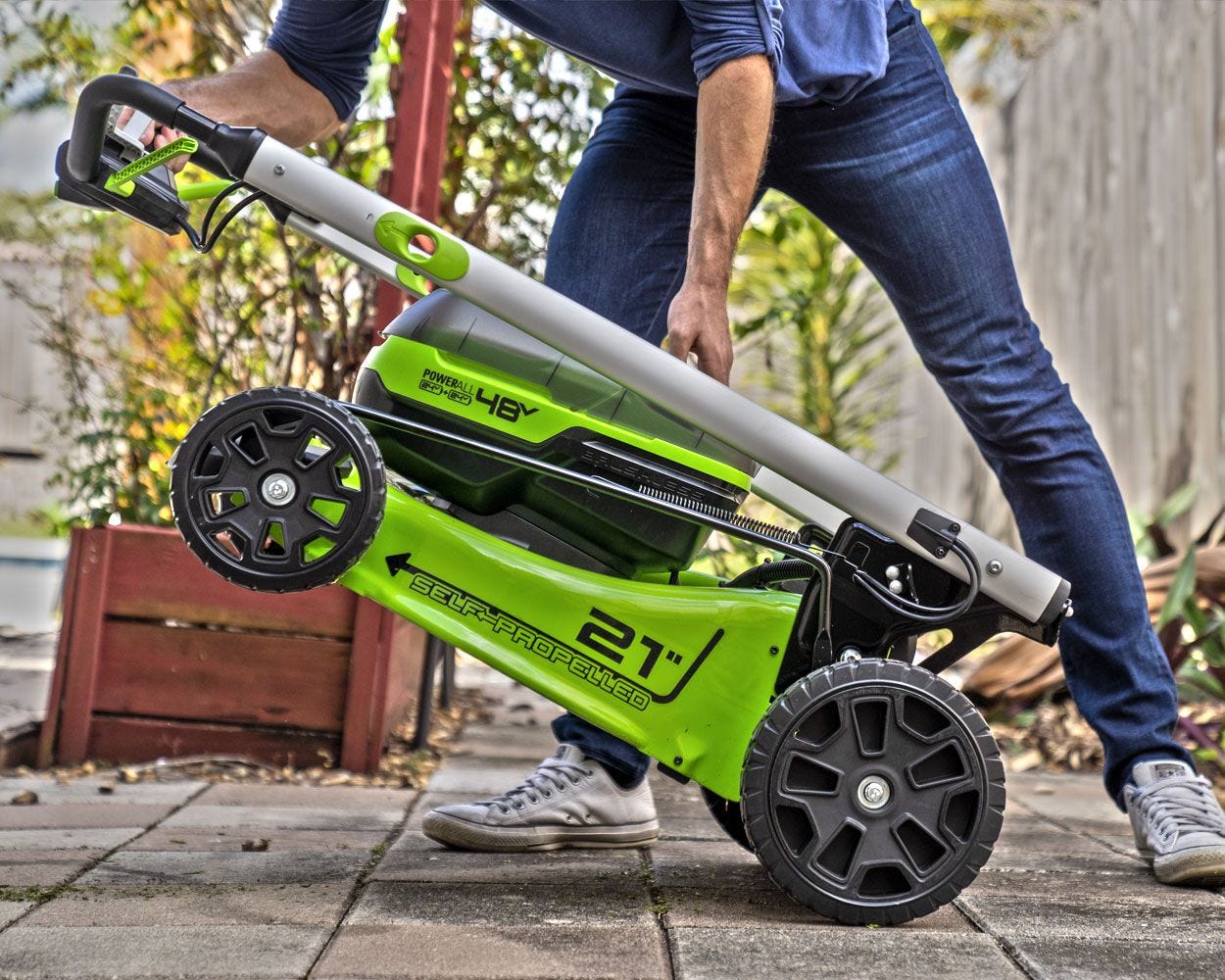 48V (24V x 2) 21" Cordless Battery Self-Propelled Lawn Mower w/ (4) 4.0Ah USB Batteries & (2) Dual Port Chargers - Image 7