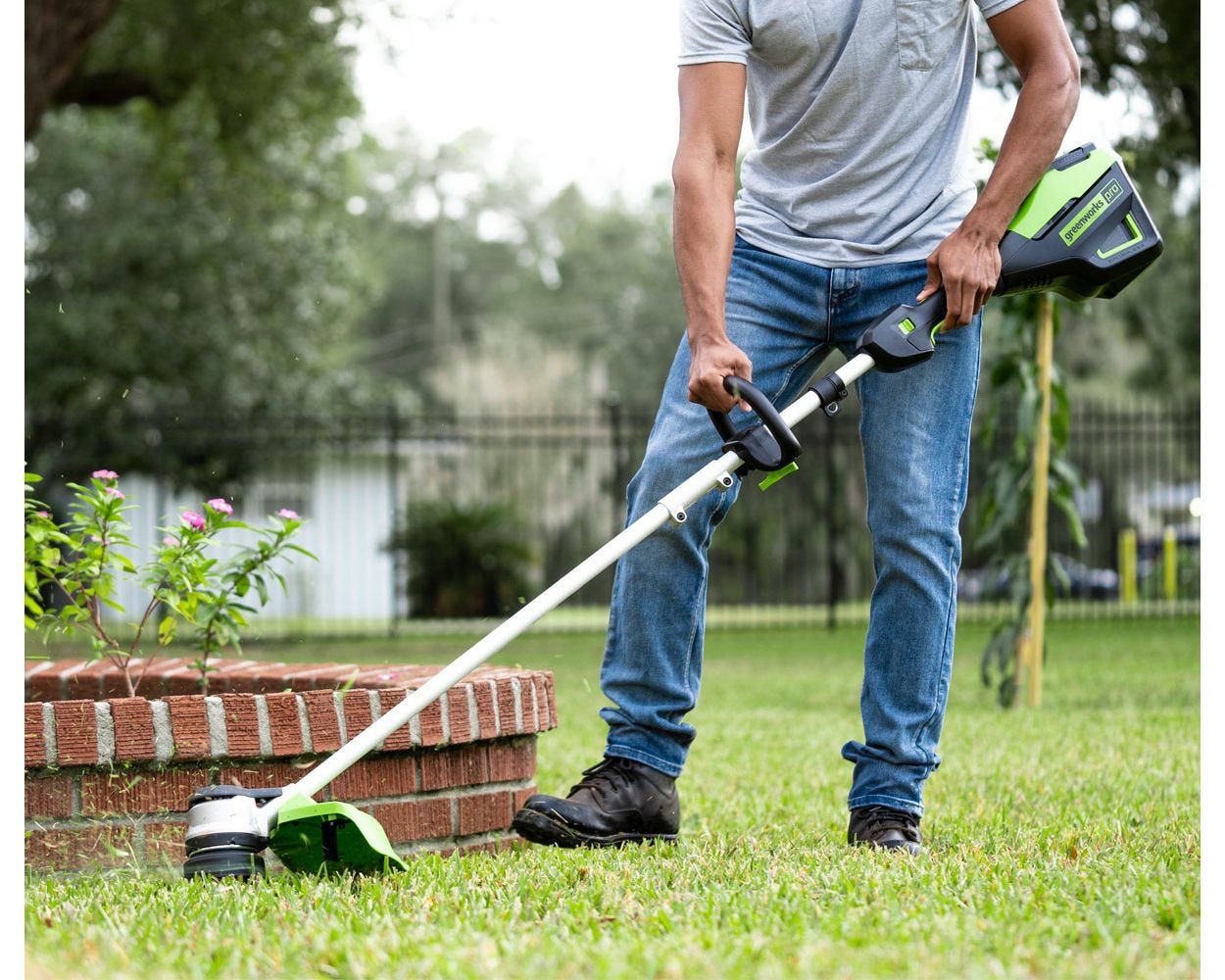 60V 21" Cordless Battery Push Mower & 16"  String Trimmer Combo Kit w/ 5.0Ah Battery & Charger - Image 5