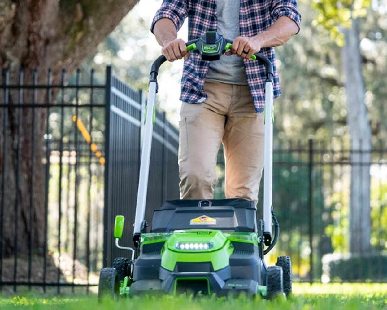 60V 25" Cordless Battery Self-Propelled Mower Combo Kit, Blower: (2) 4.0 Ah Batteries and Dual-Port Charger - Image 6