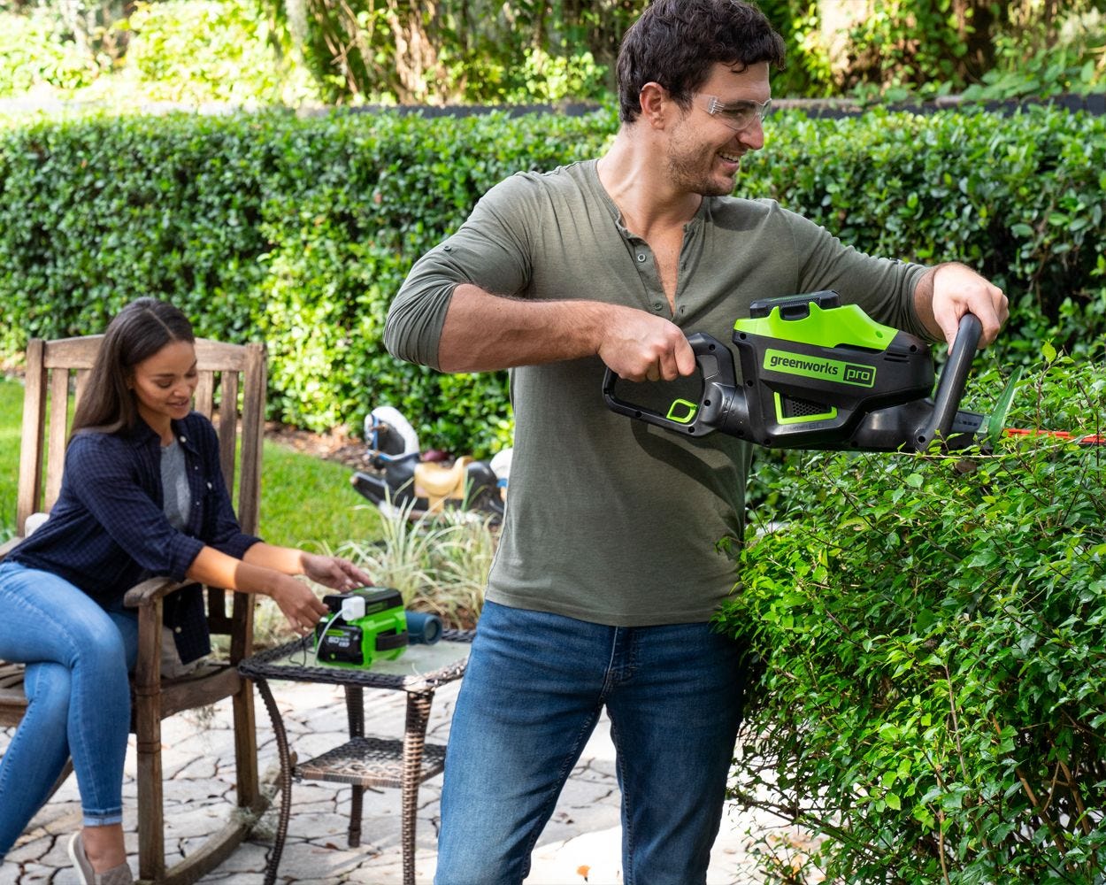 60V 3PC Handheld Combo Kit, 16"String Trimmer, 610 CFM Blower and 26"Hedge Trimmer - Image 3