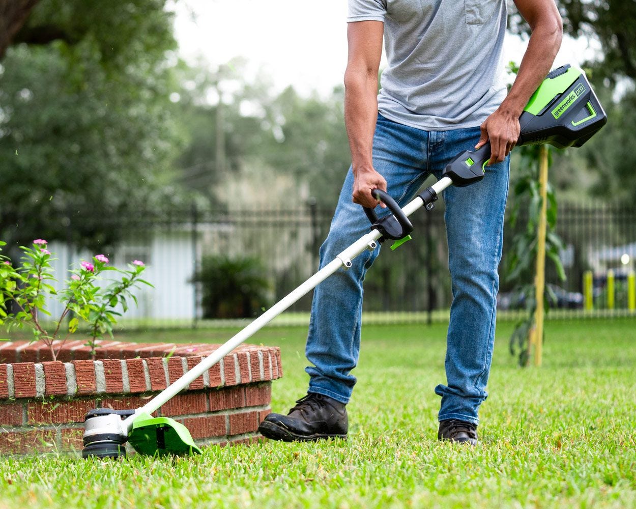 60V 3PC Handheld Combo Kit, 16"String Trimmer, 610 CFM Blower and 26"Hedge Trimmer - Image 4