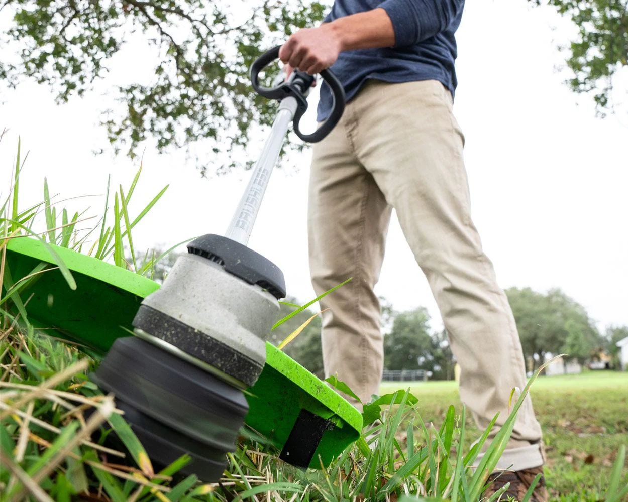 60V 3PC Handheld Combo Kit, 16"String Trimmer, 610 CFM Blower and 26"Hedge Trimmer - Image 5