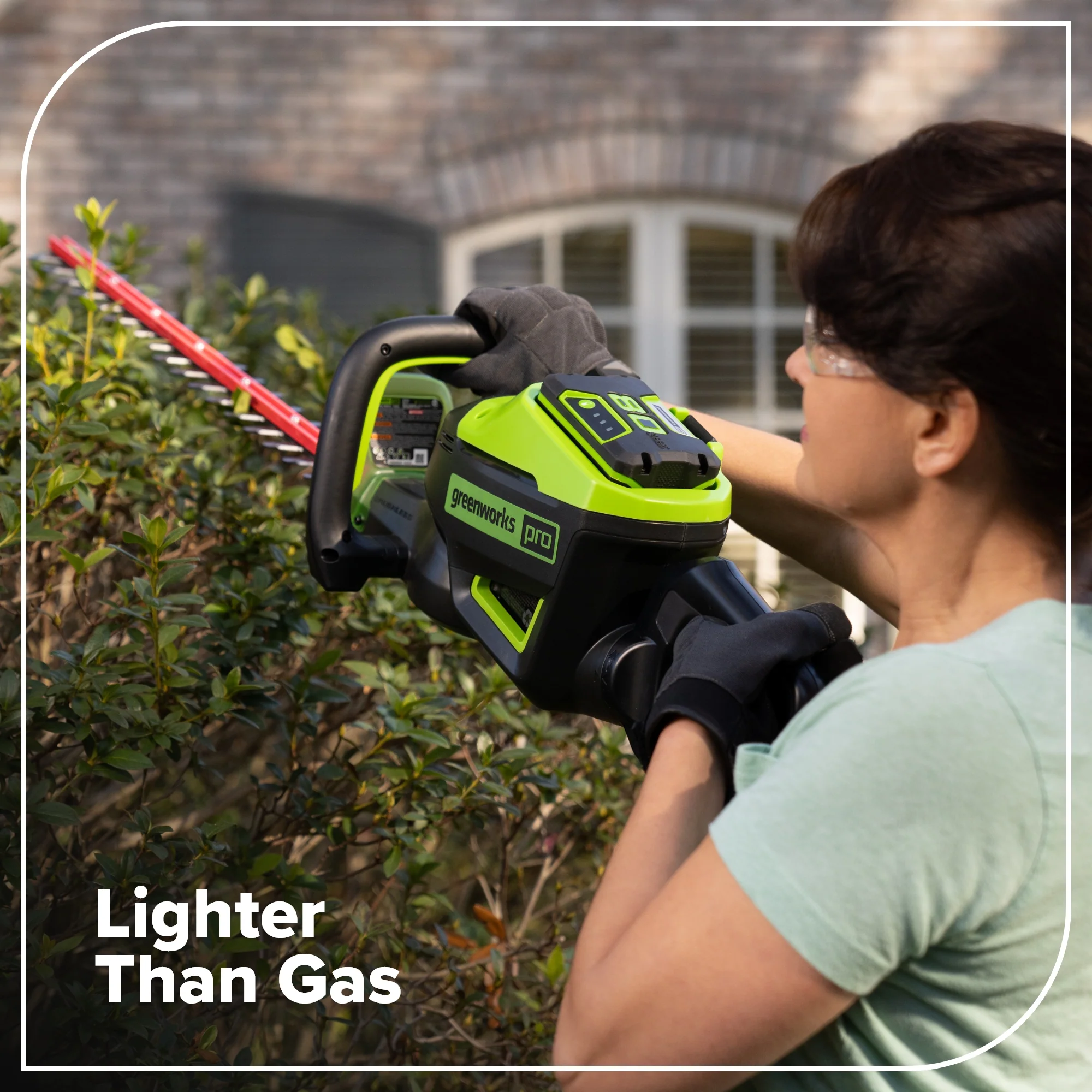 80V 26" Cordless Battery Hedge Trimmer (1.1" cut, 3200 SPM): 2.0 Ah Battery and Charger - Image 7
