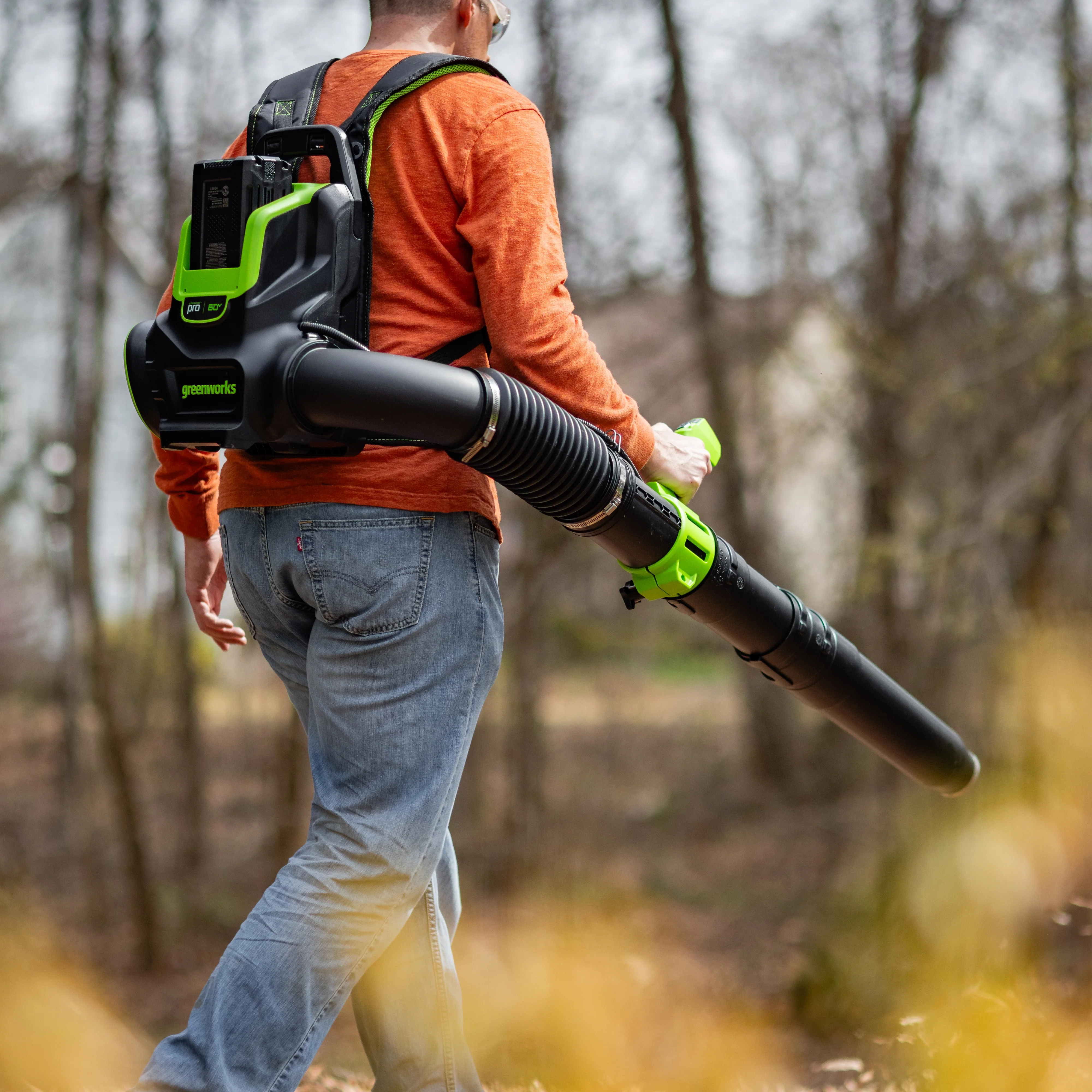 80V 800 CFM Cordless Battery Backpack Blower and Leaf Tarp: 4.0 Ah Battery and Rapid Charger - Image 2