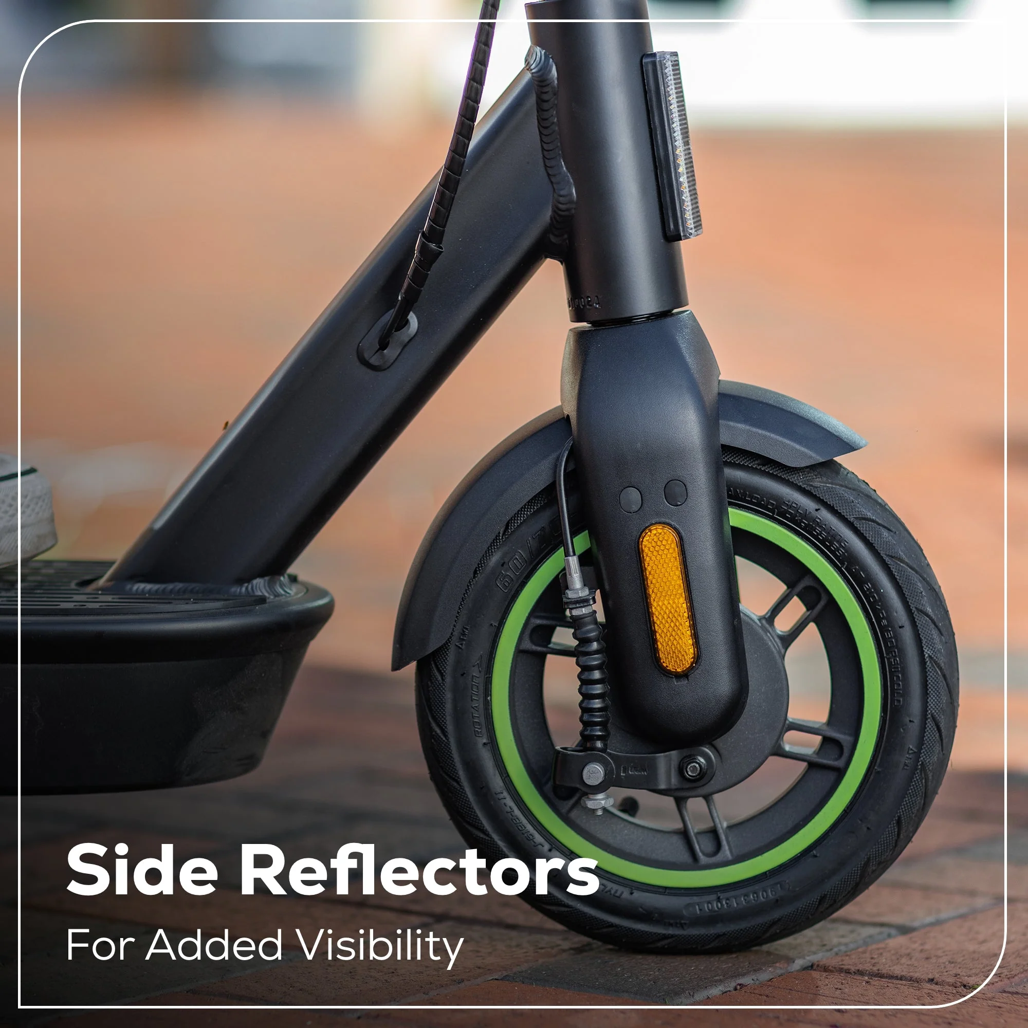 48V (24V x 2) STEALTH Series Electric Scooter: (2)4.0 Ah Batteries and Dual-Port Charger - Image 10